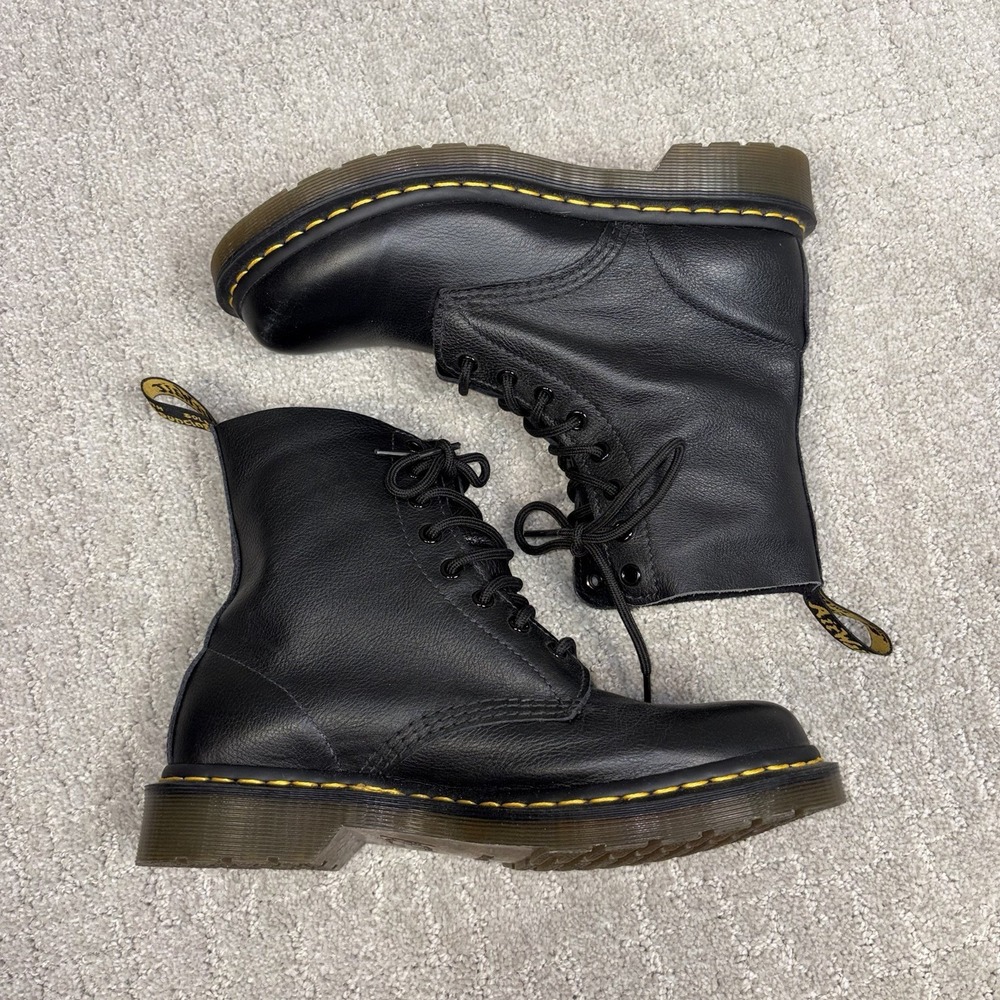 Dr. Martens 1460 Pascal Black Soft Virginia Leather Combat Boots Size US W 9 M 8